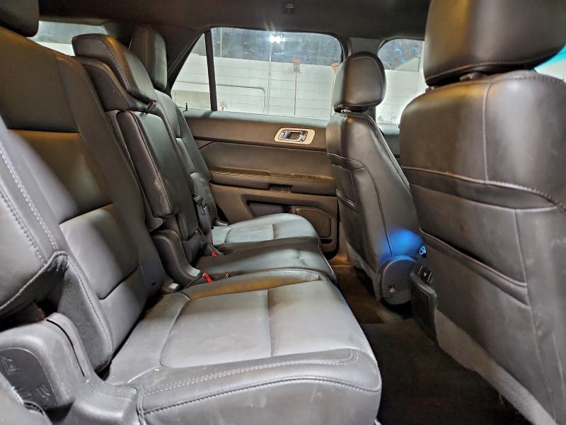 Фото 11 - FORD EXPLORER