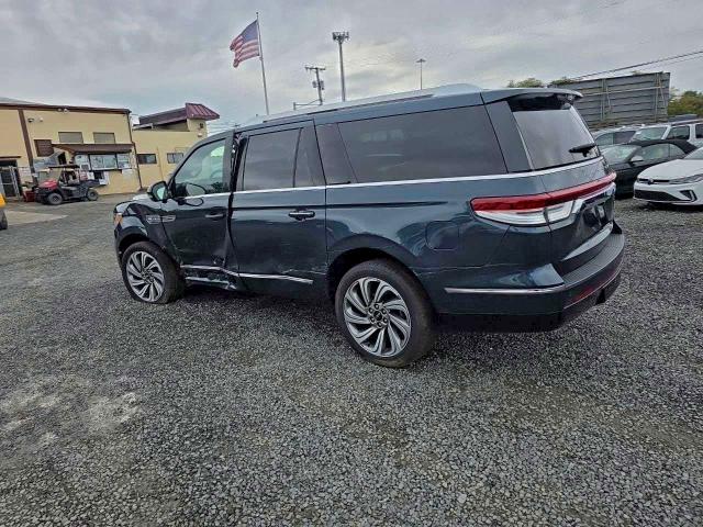 Фото 2 - LINCOLN NAVIGATOR
