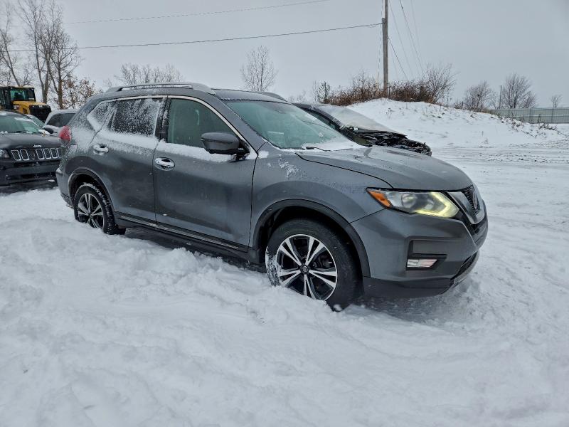 Фото 4 - NISSAN ROGUE