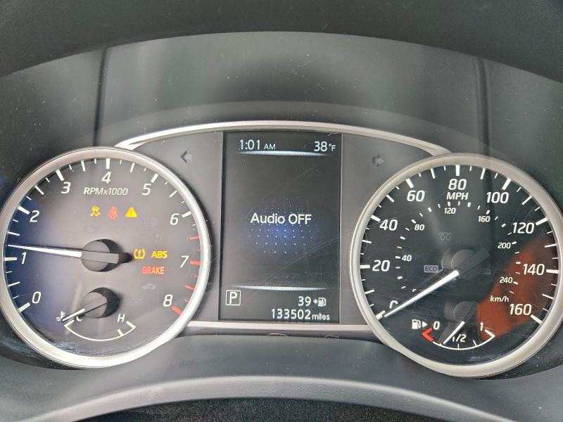 Фото 9 - NISSAN SENTRA