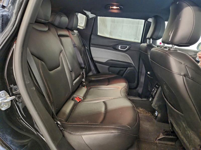 Фото 11 - JEEP COMPASS