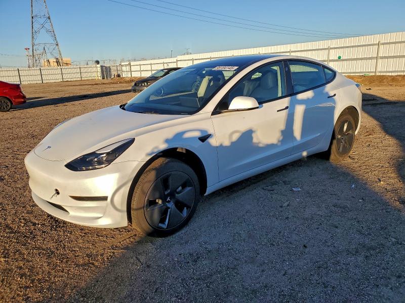 Фото 1 - TESLA MODEL 3