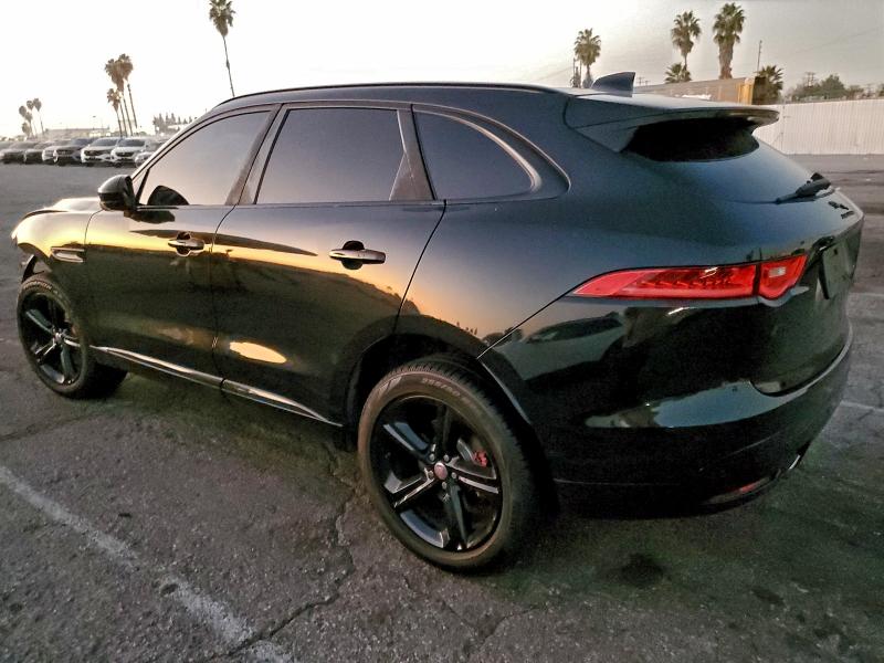 Фото 2 - JAGUAR F-PACE