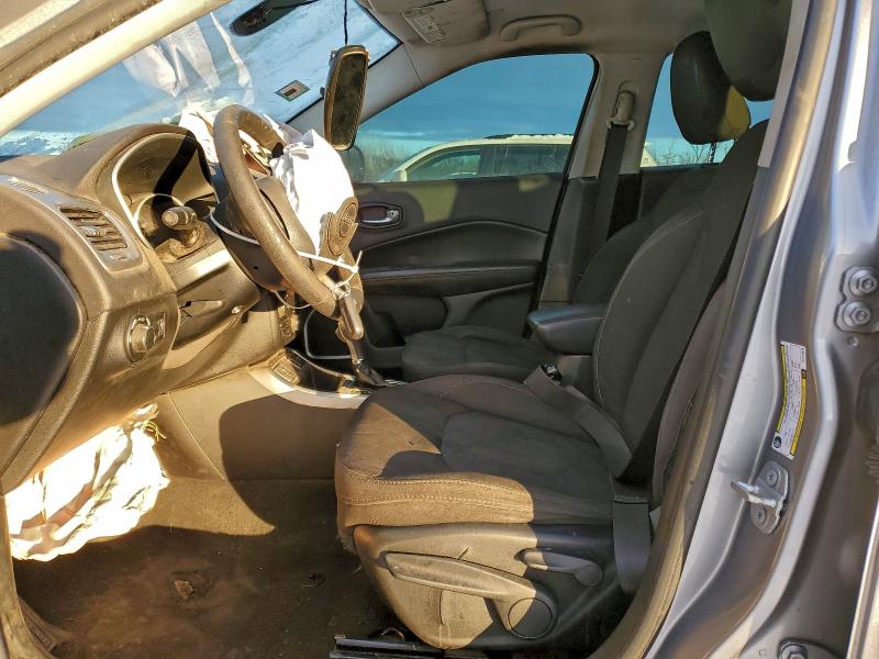 Фото 7 - JEEP COMPASS