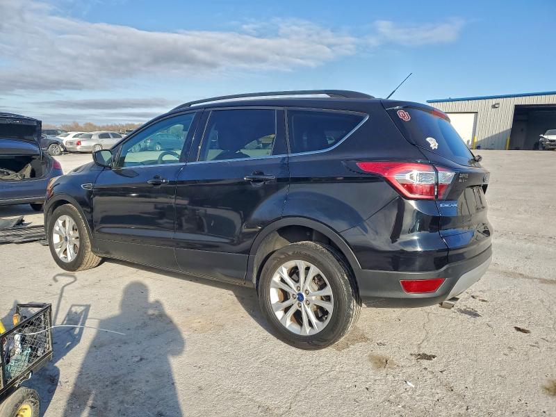 Фото 2 - FORD ESCAPE