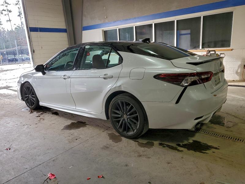 Фото 2 - TOYOTA CAMRY