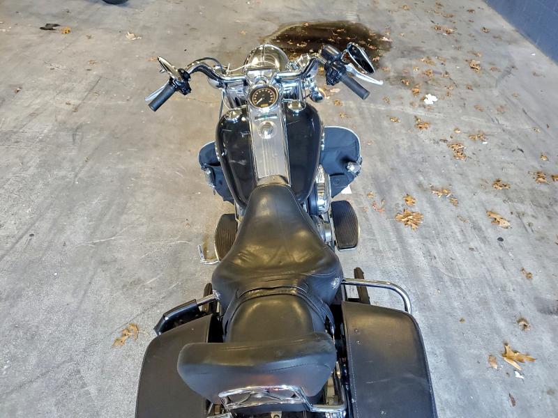 HARLEY-DAVIDSON FL 2013