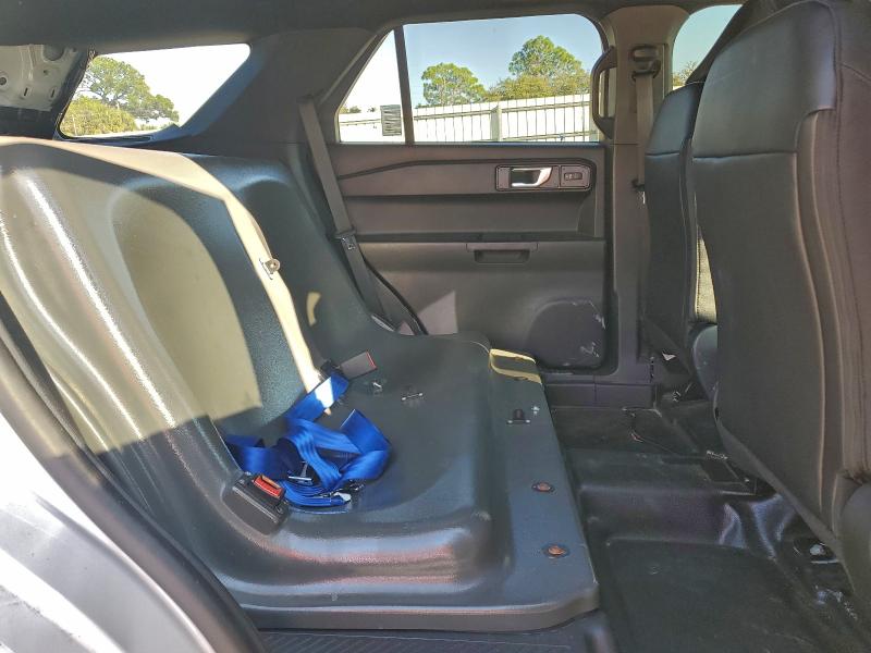 Фото 11 - FORD EXPLORER