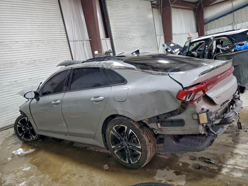 Фото 2 - KIA K5