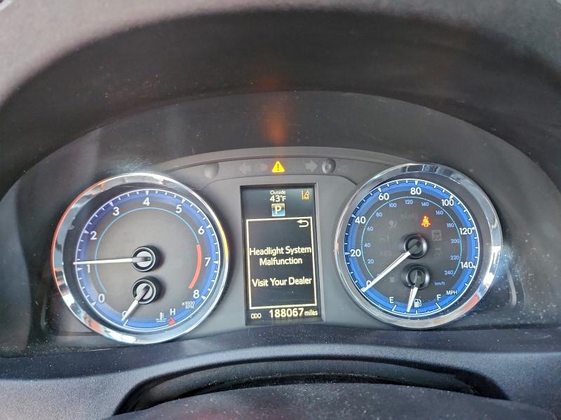 Фото 9 - TOYOTA COROLLA