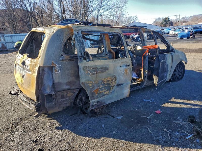 Фото 3 - CHRYSLER MINIVAN