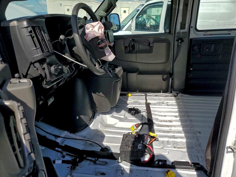 Фото 7 - GMC SAVANA