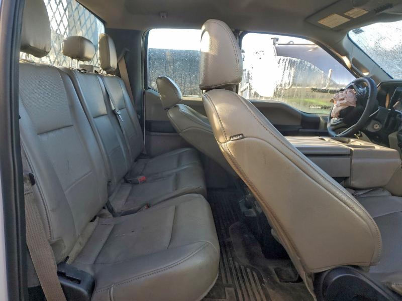 Фото 11 - FORD F450