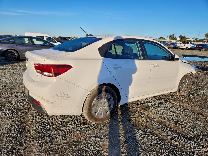 Фото 3 - KIA RIO