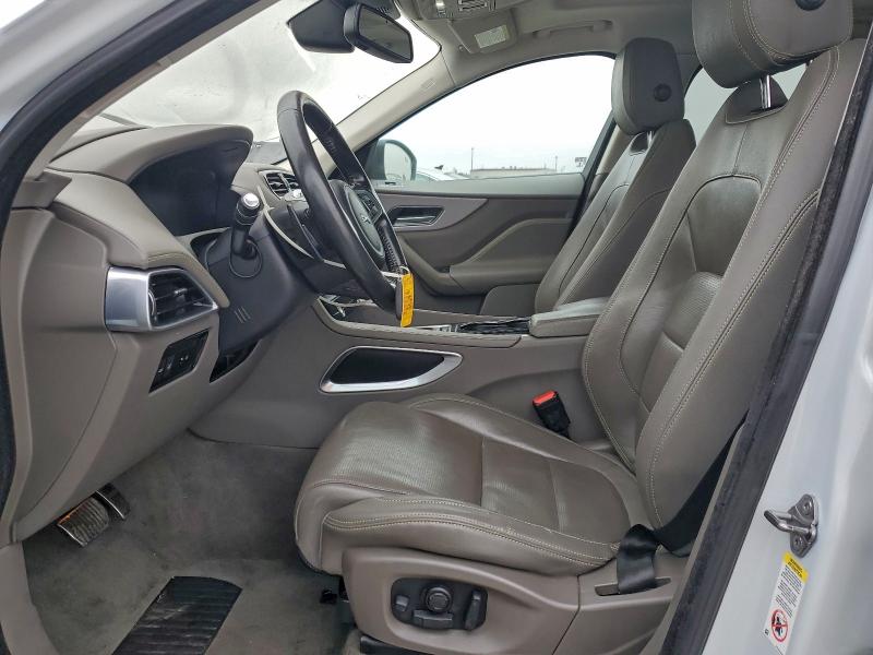 Фото 7 - JAGUAR F-PACE