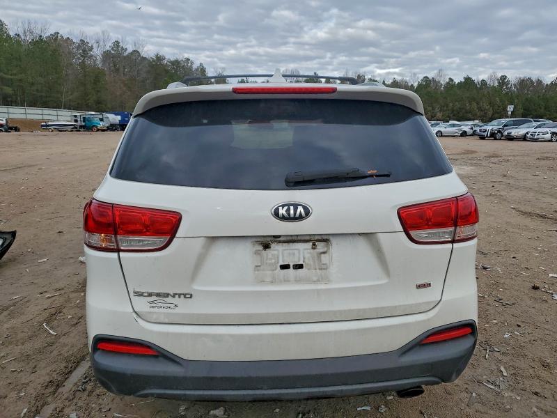 Фото 6 - KIA SORENTO