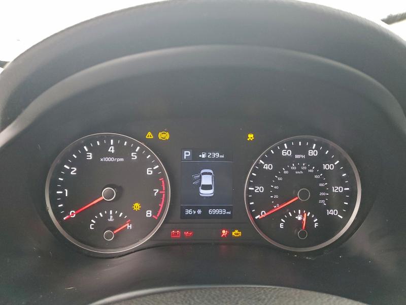 Фото 9 - KIA RIO