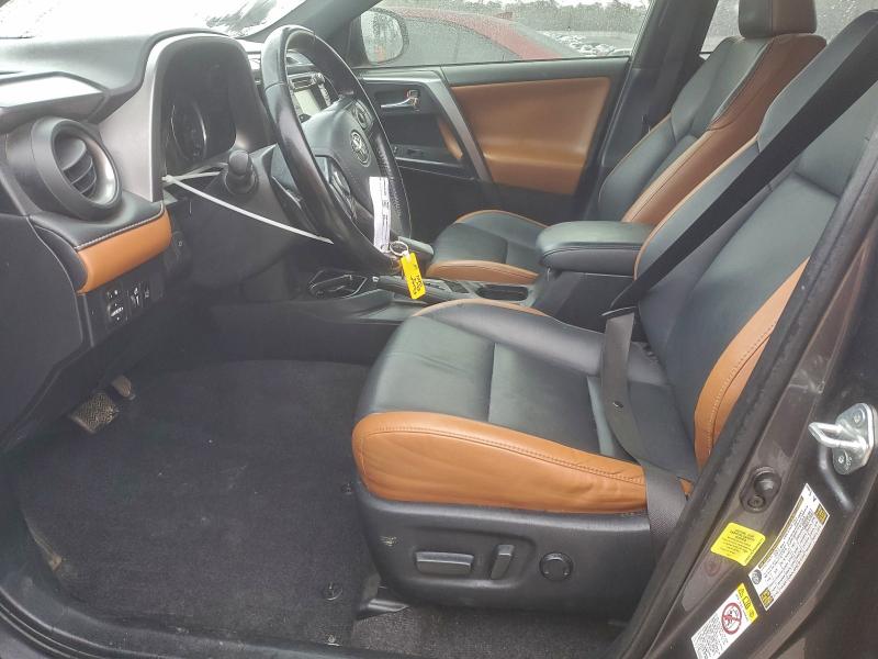 Фото 7 - TOYOTA RAV4