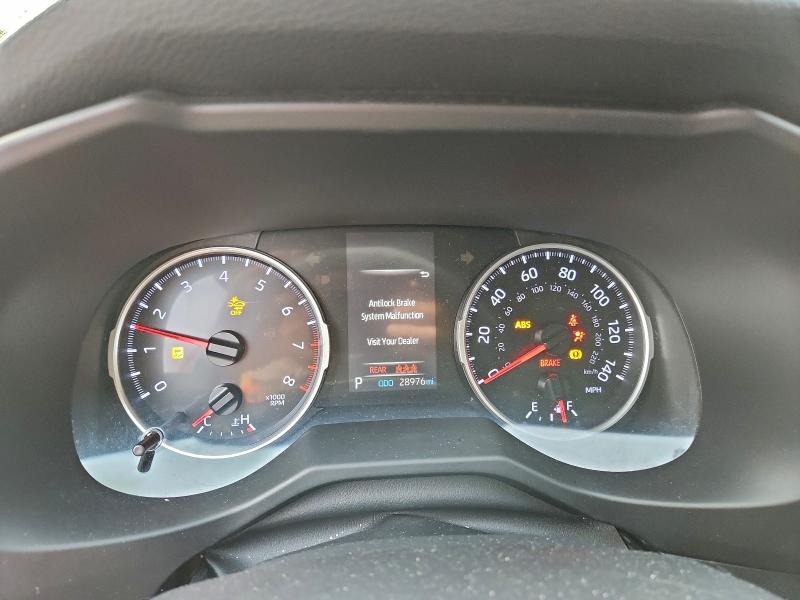 Фото 9 - TOYOTA RAV4