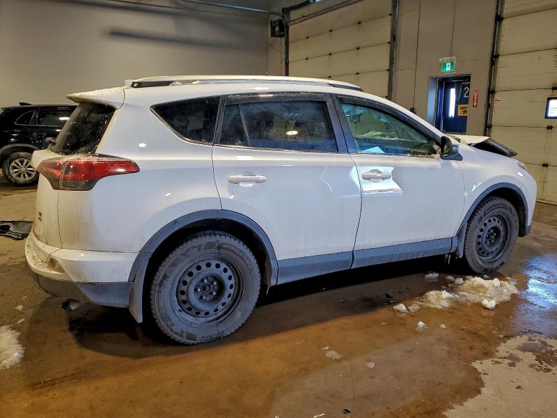 Фото 3 - TOYOTA RAV4