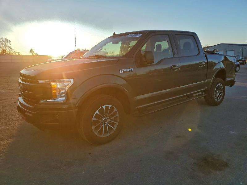 Фото 1 - FORD F-150