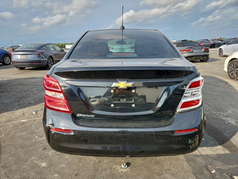 Фото 6 - CHEVROLET SONIC