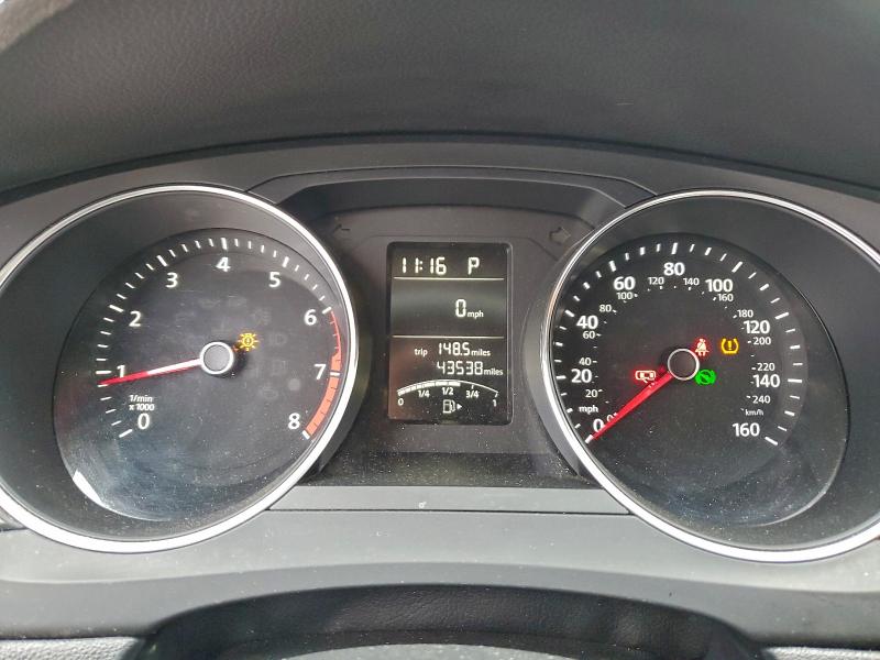 Фото 9 - VOLKSWAGEN JETTA