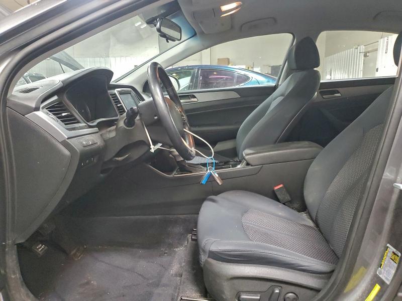 Фото 7 - HYUNDAI SONATA