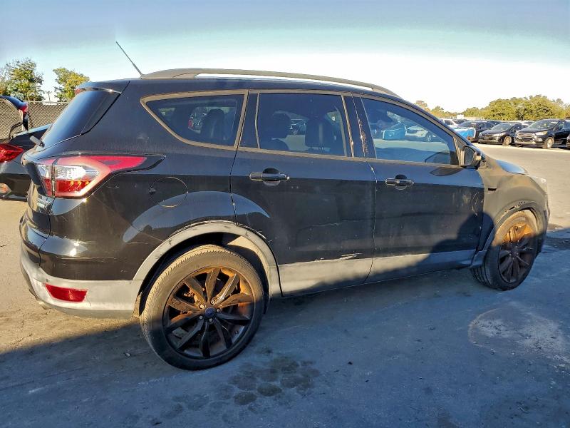 Фото 3 - FORD ESCAPE