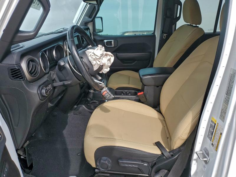 Фото 7 - JEEP GLADIATOR