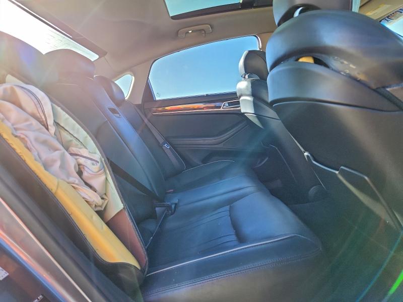 Фото 10 - HYUNDAI GENESIS