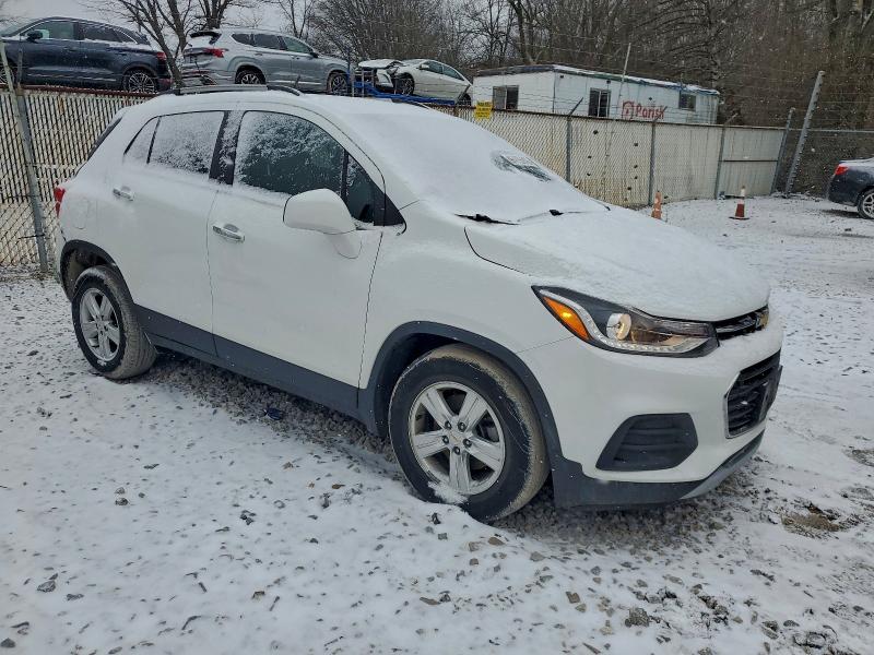 Фото 4 - CHEVROLET TRAX