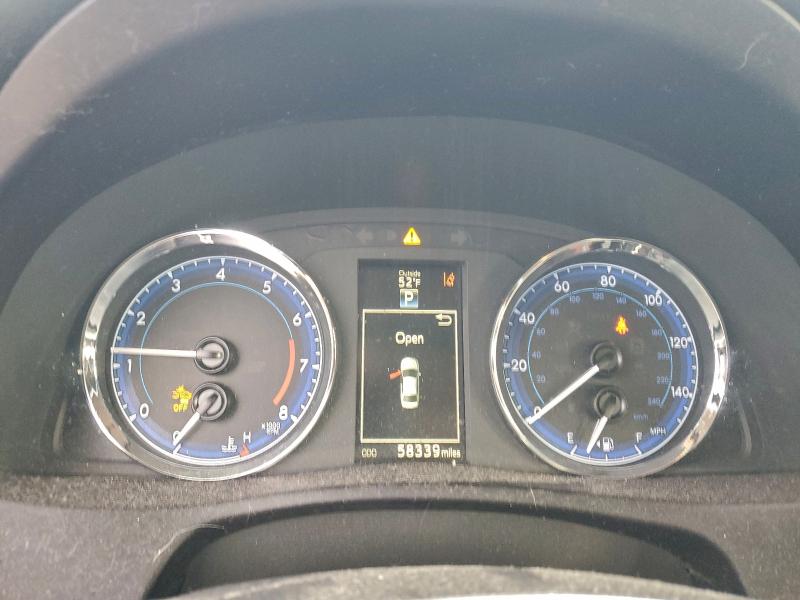 Фото 9 - TOYOTA COROLLA