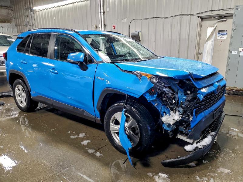 Фото 4 - TOYOTA RAV4