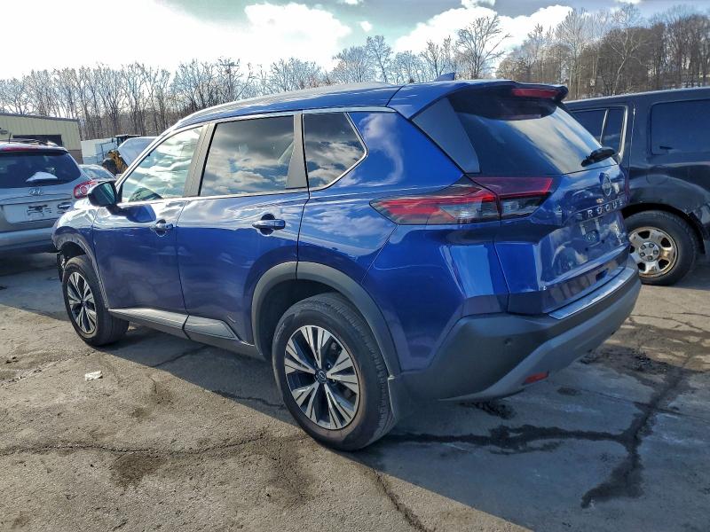 Фото 2 - NISSAN ROGUE