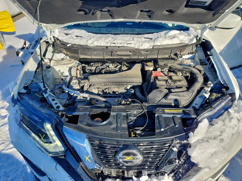 Фото 12 - NISSAN ROGUE