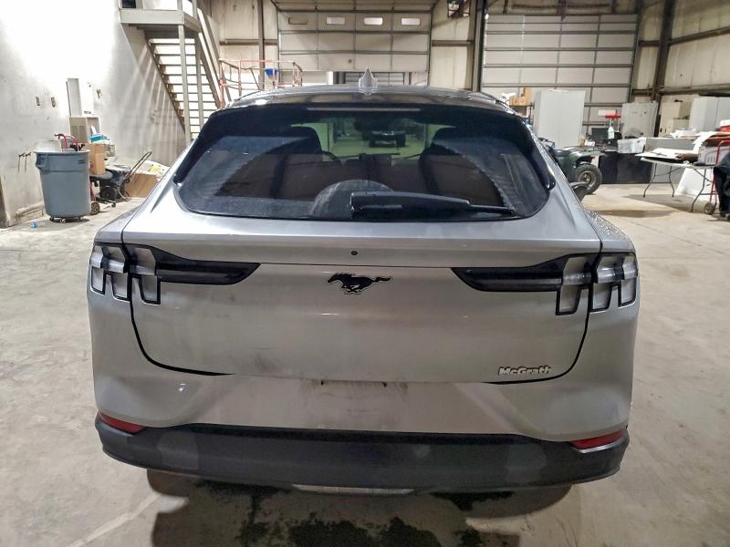 Фото 6 - FORD MUSTANG