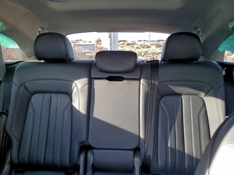 Фото 10 - AUDI Q5