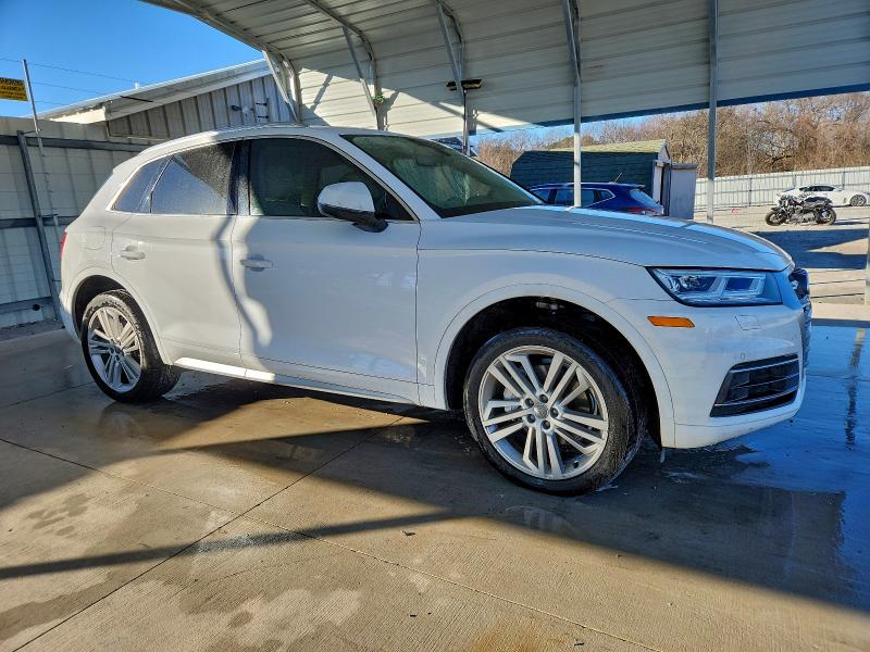 Фото 4 - AUDI Q5