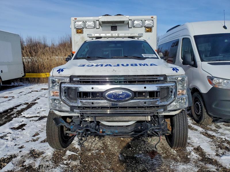 Фото 5 - FORD F550