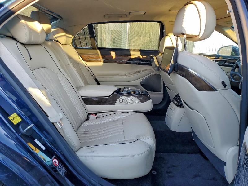 GENESIS G90 2018 VIN KMHG54JH1JU044168