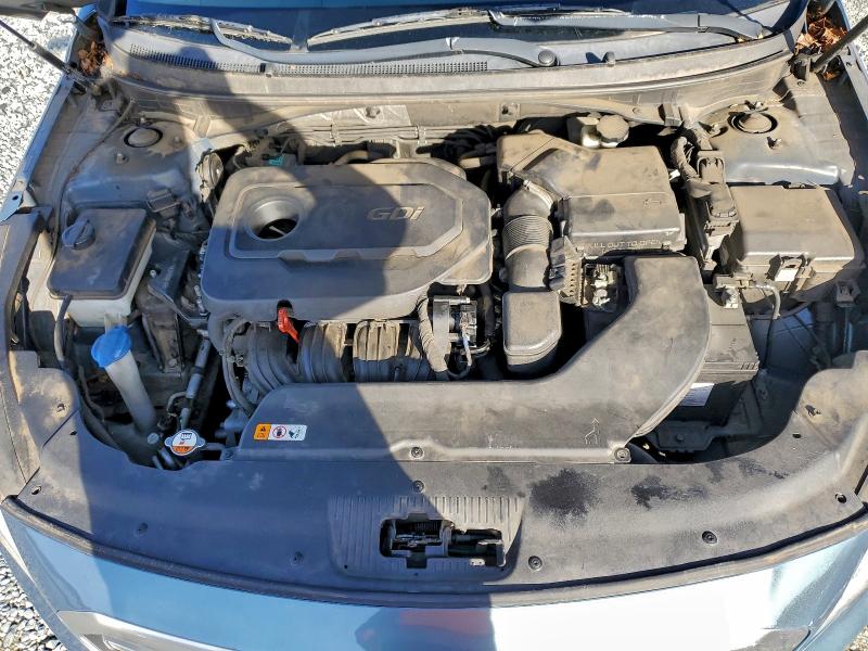 Фото 11 - HYUNDAI SONATA