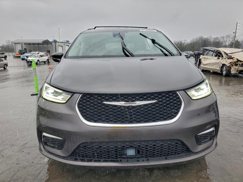 Фото 5 - CHRYSLER PACIFICA