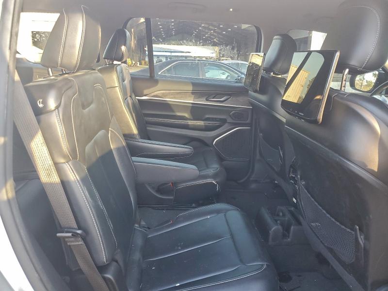 Фото 11 - JEEP GRAND CHER