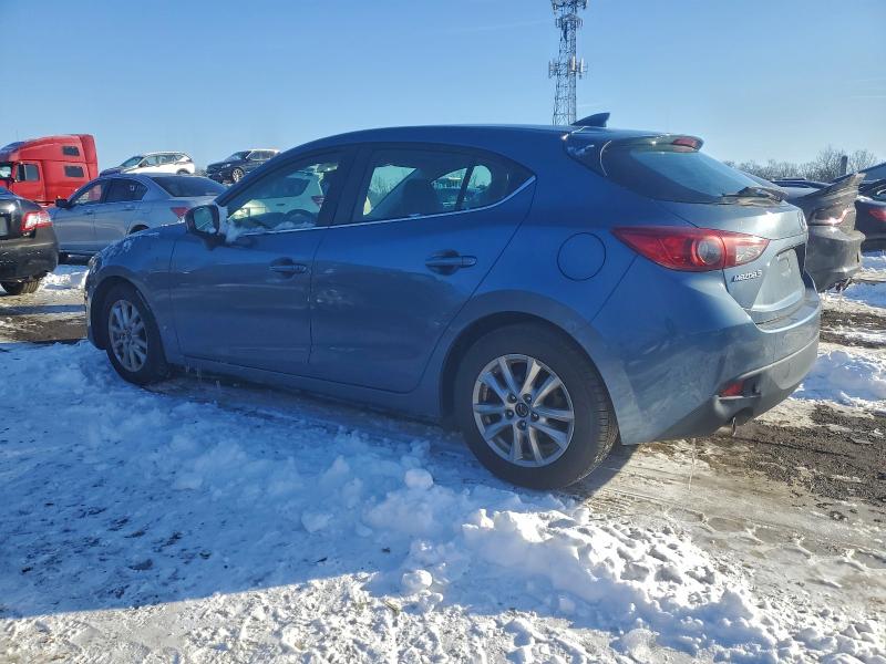 Фото 2 - MAZDA 3