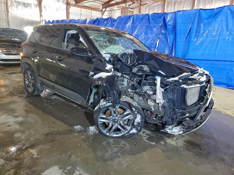 Фото 4 - KIA SELTOS