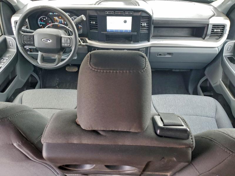 Фото 8 - FORD F350