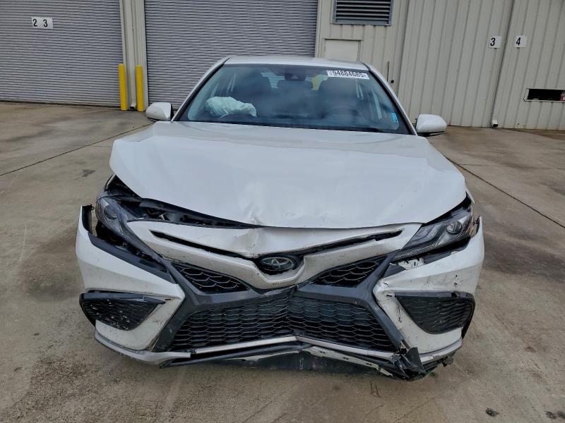 Фото 5 - TOYOTA CAMRY