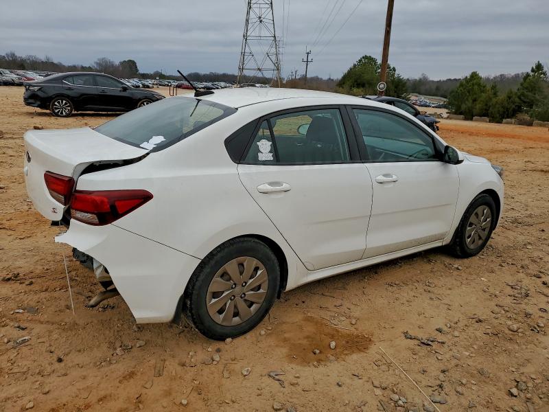 Фото 3 - KIA RIO