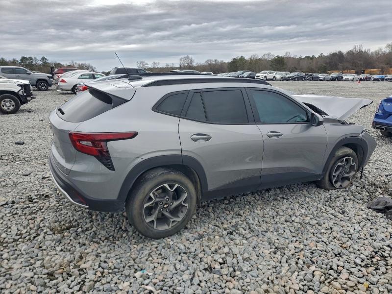 Фото 3 - CHEVROLET TRAX